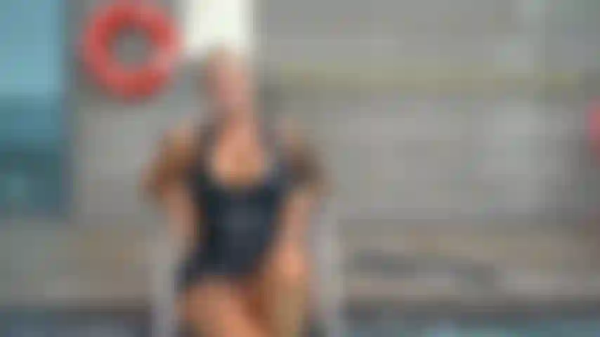 Latex-pool-joi.