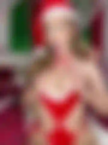 MRS CLAUS STRIP TEASE