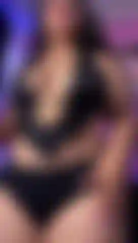 sexy dance and huge tits on display