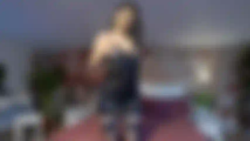 Eine arschloch-teaserin.