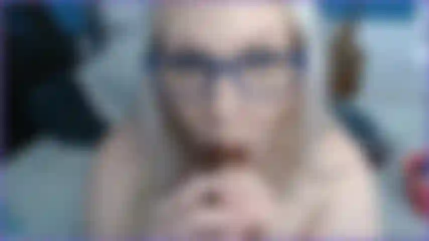 Sara nimmt einen bbc.