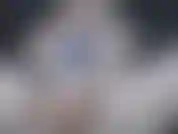 Rollenspiel: kollegin will eine beförderung im austausch für ihre jungfräulichkeit.