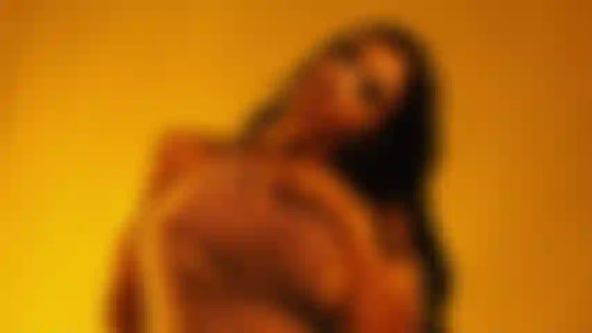 Let gold fall on my hard nipples