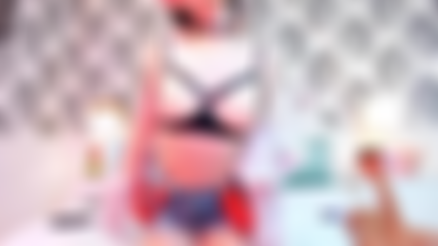 Striptease, dirty talk und dildoreiten! Genieße es.