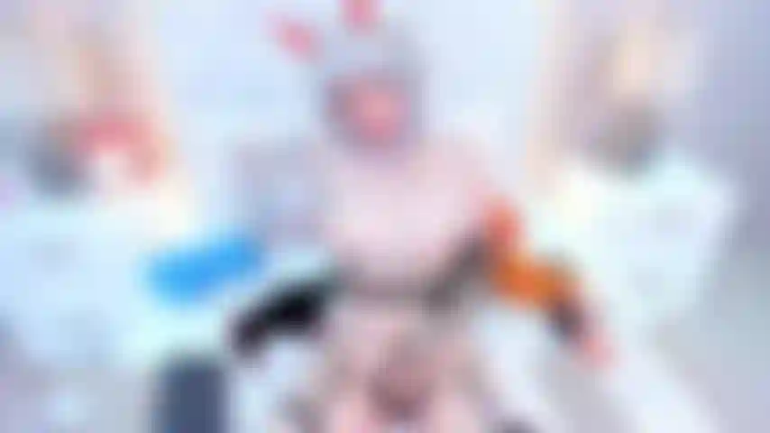 Komm lass uns meine muschi genießen.