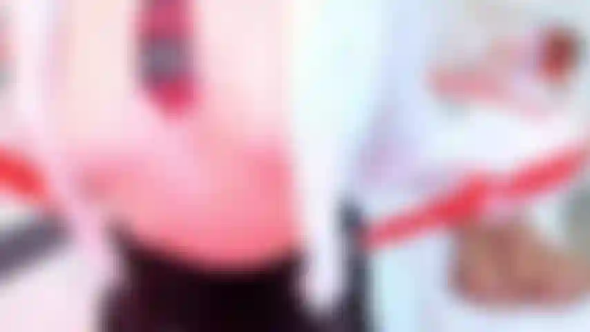 Ich will deinen harten schwanz tief in meiner süßen kleinen muschi.