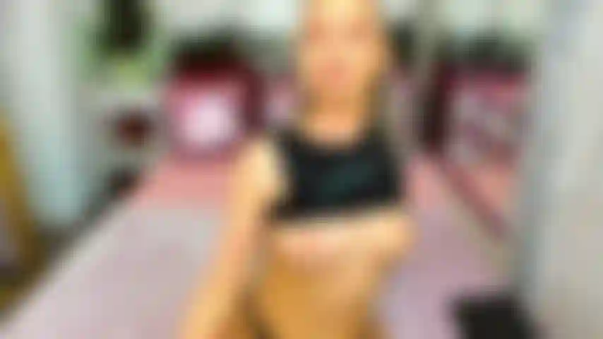 Die dir meinen sexy arsch zeige und mich im doggy-style berühre.