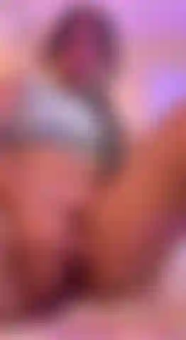 Pussy toying