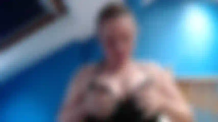 Willst du meinen strap-on reiten?