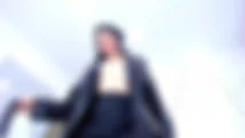 Sexy striptease einer latina endet mit ficken.