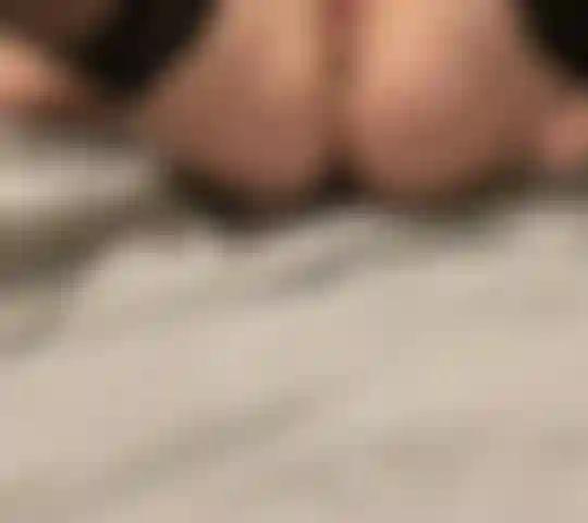 Watch me play and fuck with my vibrator.