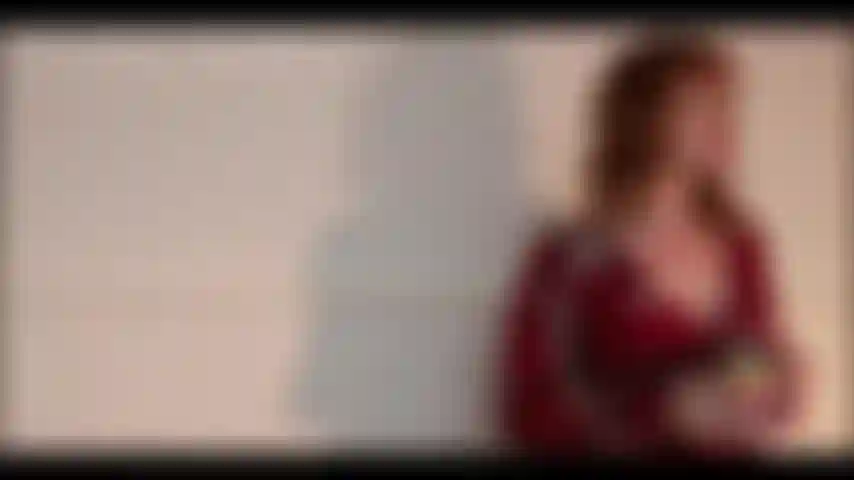 Du triffst eine alte freundin bei einem wiedersehen, aber sie sagt dir, dass sie jetzt eine bbc-liebende sperma-dulle ist.