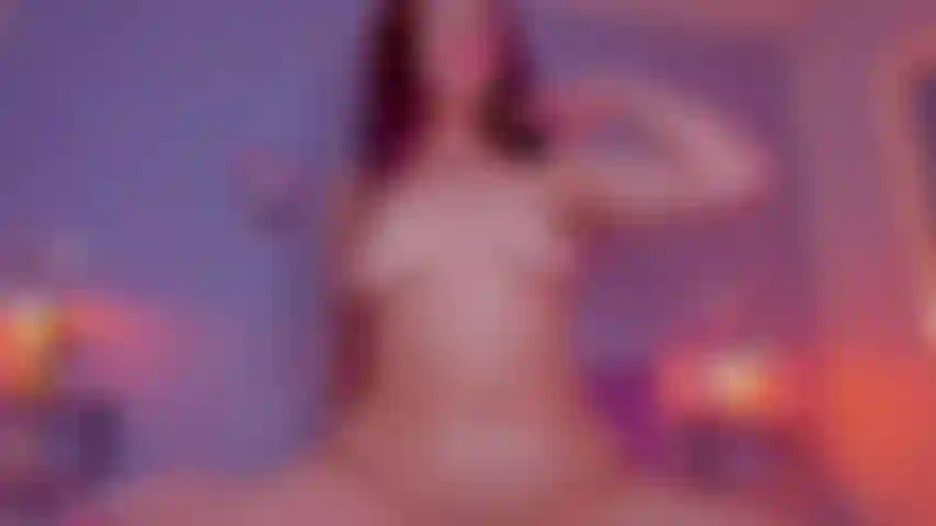 Die sich selbst berühre.