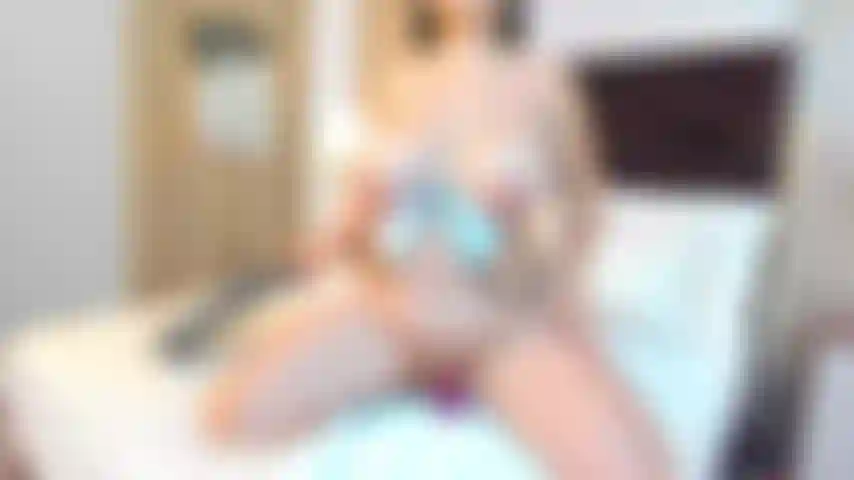 Die reitet und fickt.