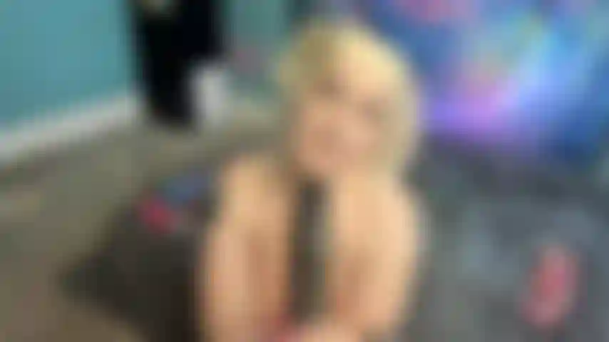 Wie omg blonde bimbo-spießbraten.