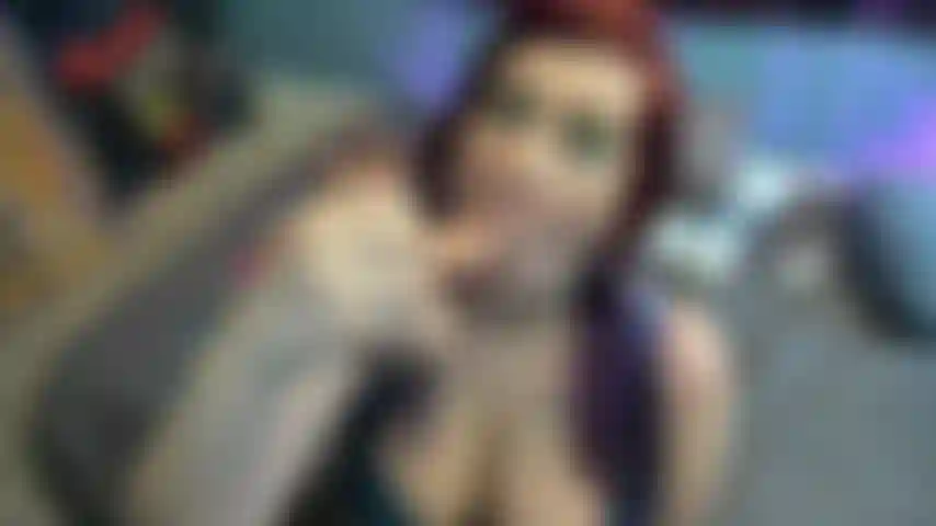 Sabbernd/spuckend/schlampiger blowjob.