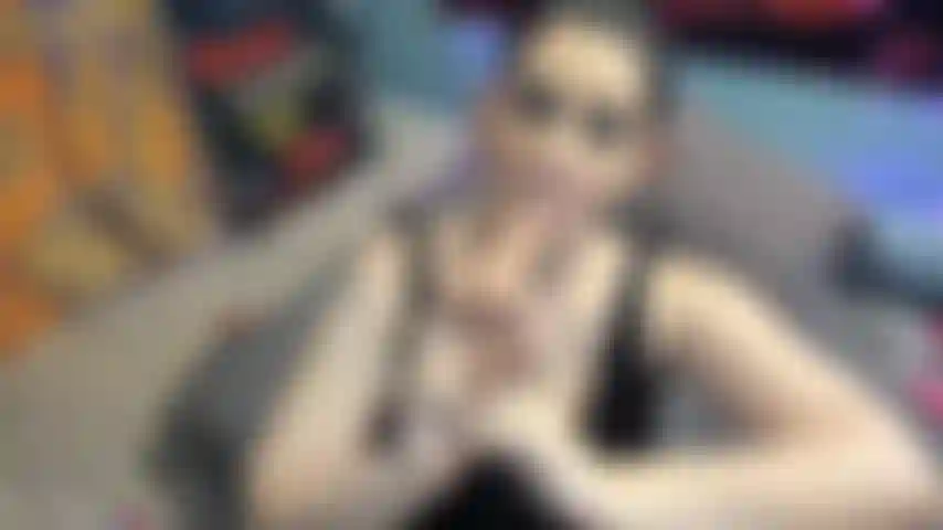 Horny milf begs for anal sex