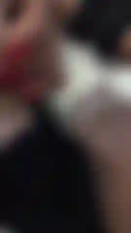 Acompañame a ver vibrar mi clitoris con gemidos y orgasmos de la mano de un vibrador