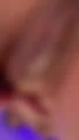 Du magst große und feuchte lippen ...