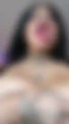 Do u like my bug tits ?