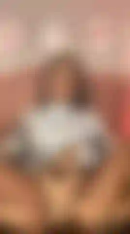 full show, stripteasing, sucking and playing with my holes