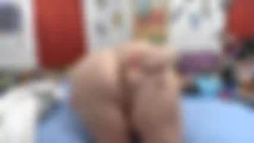 Pov_doggy_mit_gespreiztem_arschloch----arschloch_fingern---schmutzig_reden--dich_an_meinen_löchern_schnüffeln_lassen---in_mein_arschloch_spritzen.