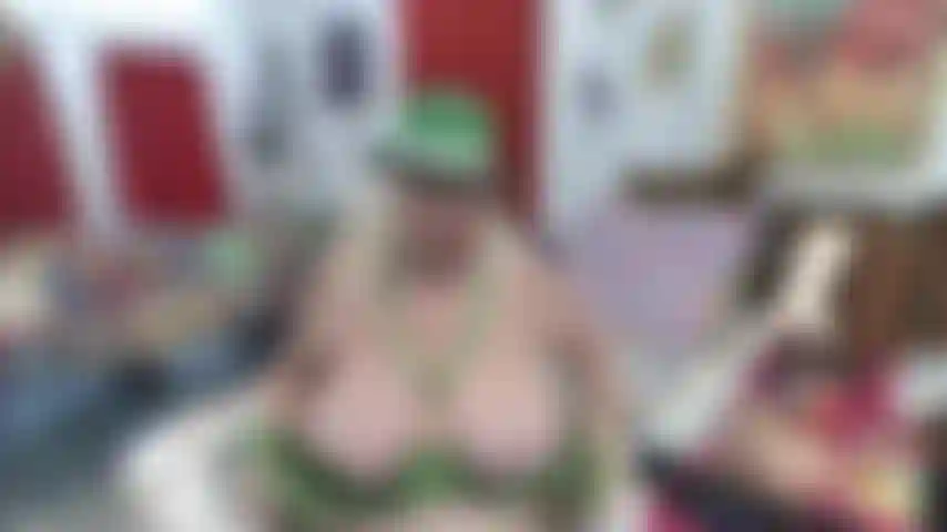 St._ Patricks_day---titten,_weißes_spielzeug_lutschen,_muschi_spreizen.