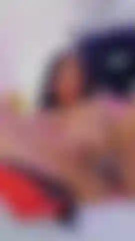 Schau dir meine sexy muschi an.