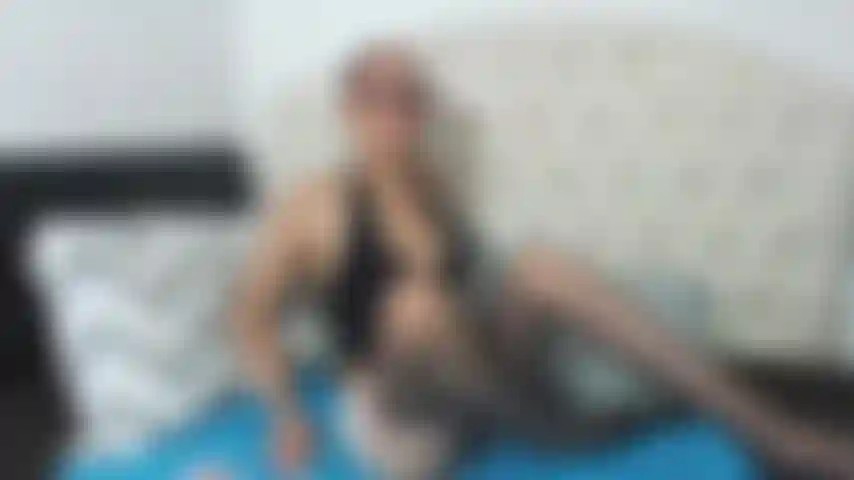 Cremige und tiefe muschi.