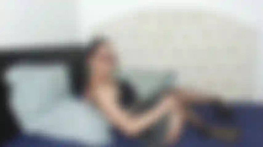 Minirock und rosa muschi.