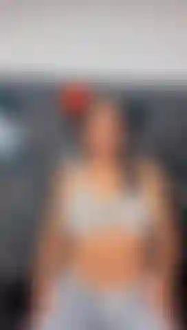 🥵 I don't promise to behave well🥵