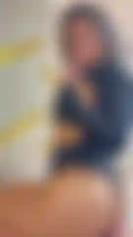 My little plug fits so well in my little hole