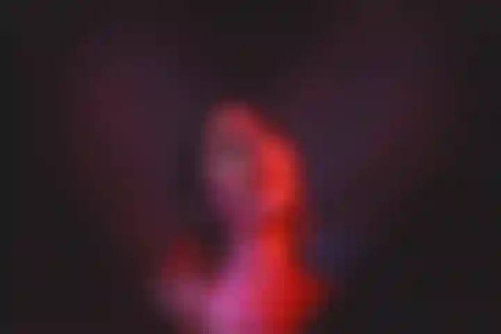 Asmr englisch, schließe deine augen und genieße.