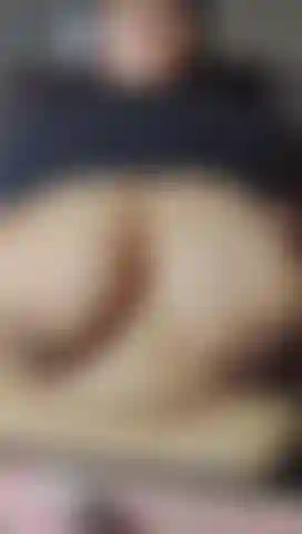A Bit Titstracted