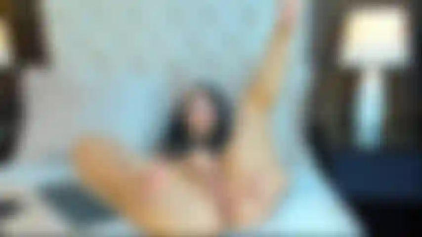 come eat my delicious and naughty pussy