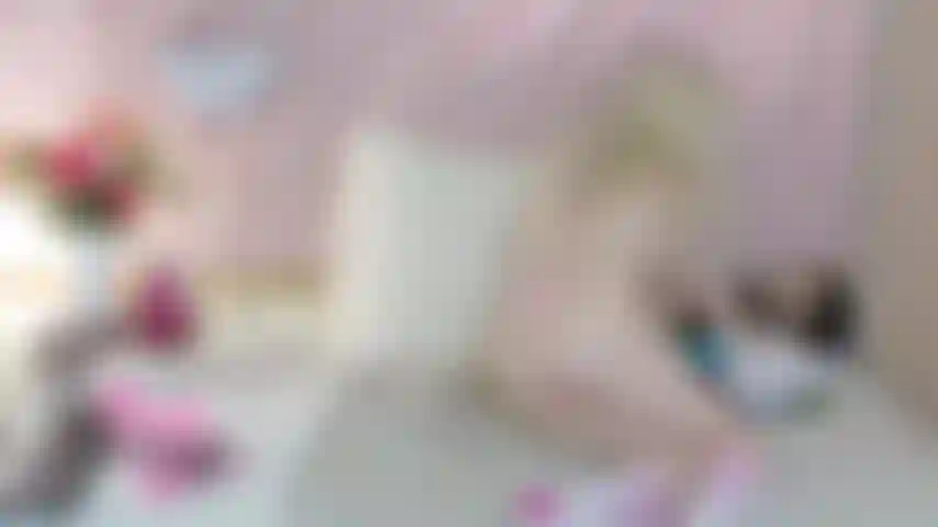 Eine fickmaschine auf hochtouren – sophia sinclaire lässt es krachen – 4k mp4.