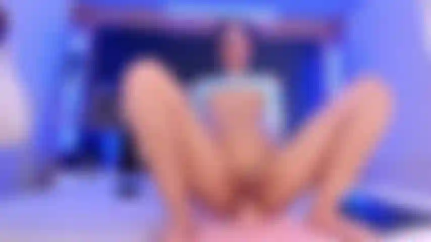 Möchte auf deinen harten und steifen schwanz steigen.