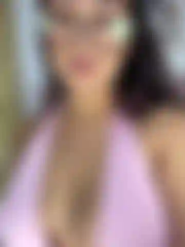 I am very horny, come and enjoy my hot body