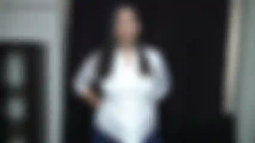 Die persönliche bestrafung des privatlehrers - sie haben einen weiteren test nicht bestanden, und wenn sie nicht wollen, dass ich es sage, dann werden sie eine ungewöhnliche bestrafung von mir erhalten. Ich lasse meine jeans und mein höschen herunter und lasse dich meinen arsch essen.