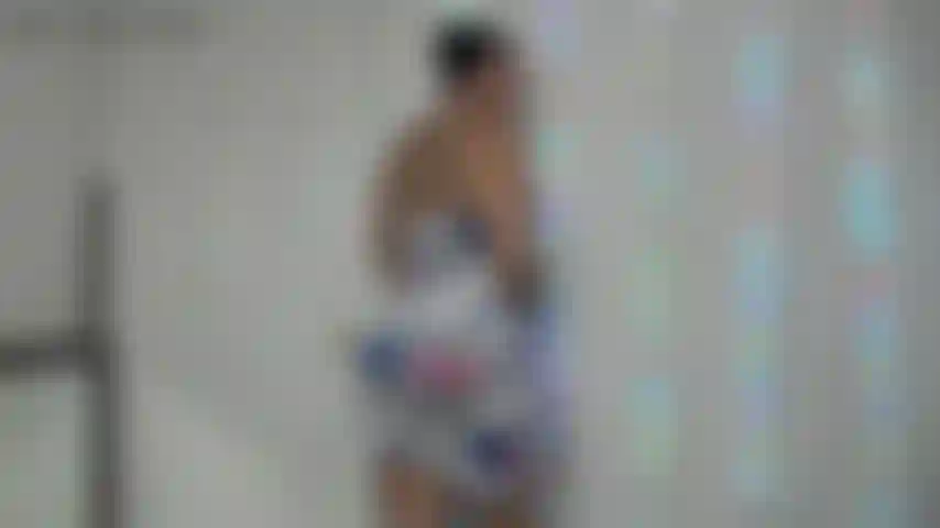 Spiele mit muschis in weißen baumwollslips - ich modelliere in meinem höschen und kleid, dann reite ich meine spielzeugarschansicht und gesichtsansicht. Die zusieht, wie mein kurviger körper hüpft, bis ich mich zurücklehne und meine muschi mit einem spielzeug ficke und hart abspritze!