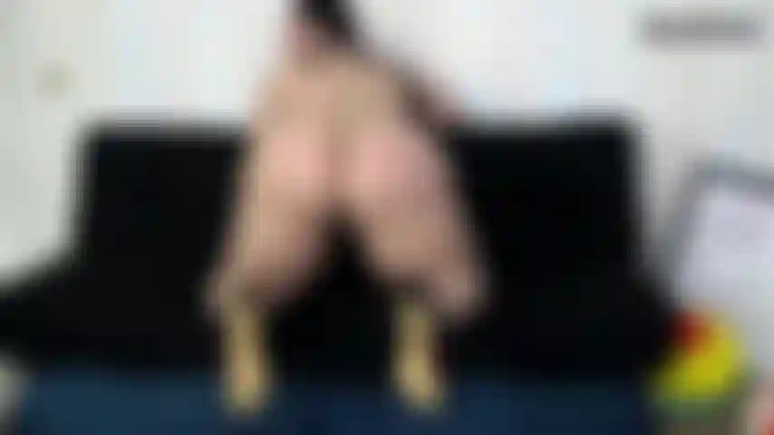 Der arsch wackelt und bettelt um deine nuss – sieh zu, wie meine großen wangen wackeln und sich öffnen, während sie für dich twerken. Die ganze zeit um deine nuss bettelt! Du weißt, du willst es mir geben. Du kannst deine nuss nicht aufhalten, wenn du mich zittern und betteln siehst. Ich hoffe ich werde schwanger!