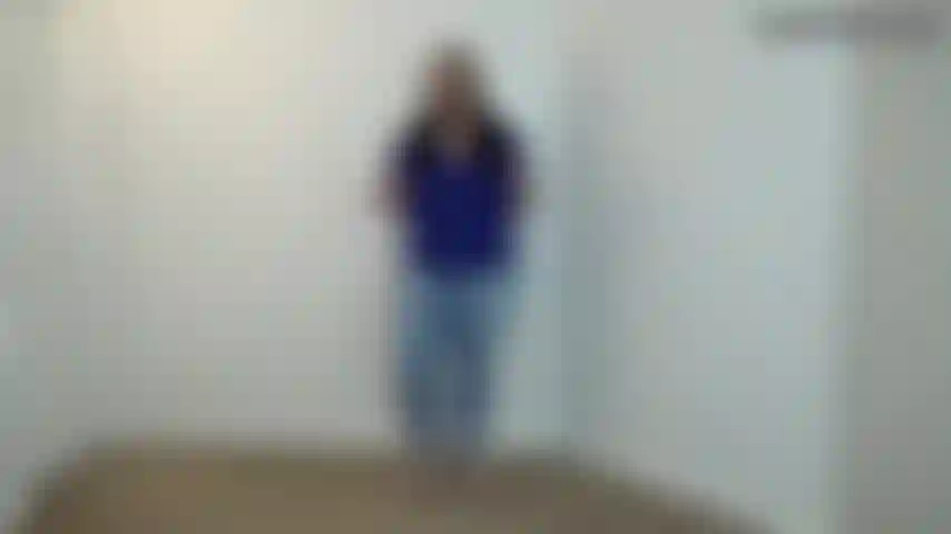 Erpressungsparty: demütigende tanzende dani- ich werde zu einer party eingeladen und dann erpresst, einen winzigen g-string zu tragen. Ich werde gedemütigt, wenn sie mich verspotten und mich herumlaufen lassen. Zeige meinen körper, tanze und mache sogar hampelmänner! Es ist mir so peinlich!