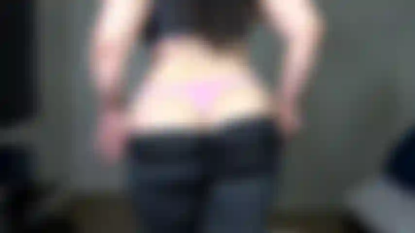 Ass worship striptease joi – du weißt, ich liebe es, dir zu sagen, was du tun sollst, darryl, und ich weiß, wie sehr du meinen arsch liebst. Genieße meinen arsch in meinen leggings, meinem tanga und dann nackt, während ich dir erkläre, wie man streichelt. Pass auf und tu, was ich sage. Komm nicht, bis ich dich herunterzähle!