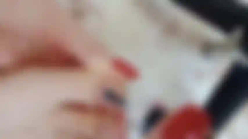 Sexy red toenails. The pedicure process ands with a gentle rubbing of cream on my feet. You feel that softness and tenderness of my feet that makes you want to lick and kiss them.