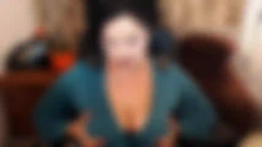 „ Diese gesichtsbehandlung ist nur für dich, mike!“ So begann dieser privatsex, indem er mikes großen weißen schwanz lutschte und ins gesicht fickte. Das ende ist anders geworden, ich hatte einen orgasmus auf alex‘ großem schwarzen schwanz :))) so vielseitig bin ich, hahaha.