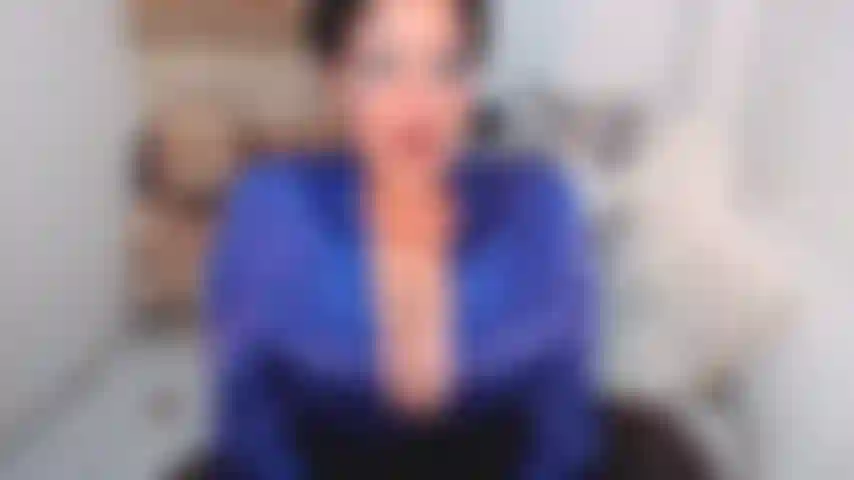 Und der letzte clip der meerjungfrauen-serie: er fickt sie, hahaha, nackt, hat sex und einen orgasmus. Ja, auch meerjungfrauen kommen zum orgasmus :p.