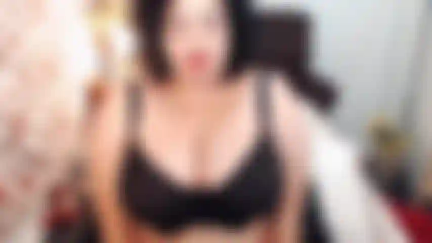 Toine. Ein maßgeschneidertes dekolleté, spucken, dirty talk, titties necken und wichsen, ermutigung für dich. Sie können auch genießen, jungs :)))))).