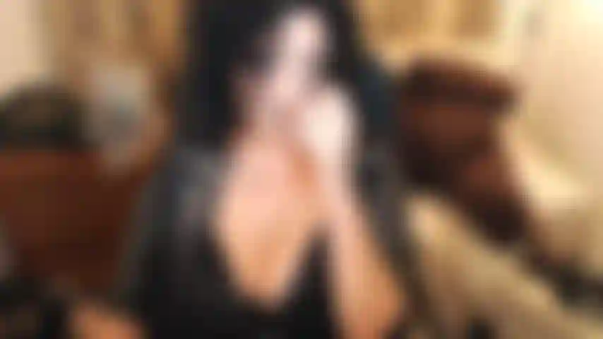 Meine zeit mit brandon ist ziemlich süß, oder baby? Lache, sauge, ficke titten, ficke muschis, spritze über mich, lol, easy peasy, und sexy wie fick. Liebe dich, liebling :)))))))).