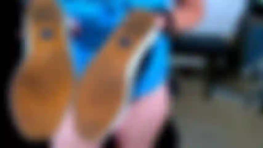 179. Fick mich mit schmutzigen schwarzen keds.