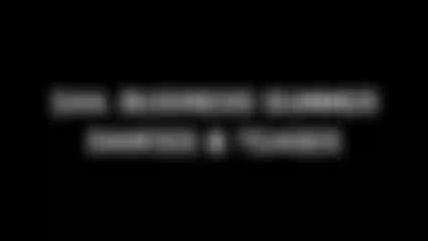 344. Business-sommertänze und -flirts. Ich trage ein herrenhemd, einen rock, halterlose strümpfe, keinen bh. Ich beginne mit high heels und hochgesteckten haaren. Ich ziehe die high heels aus und beginne zu tanzen, knöpfe langsam das hemd auf und ziehe es aus, sodass es von meinen schultern fällt. Ich lasse mein haar herunter und tanze und reize dich weiter. Ich hoffe, es macht dich schön hart für mich!!!! ( Hier keine nacktheit).